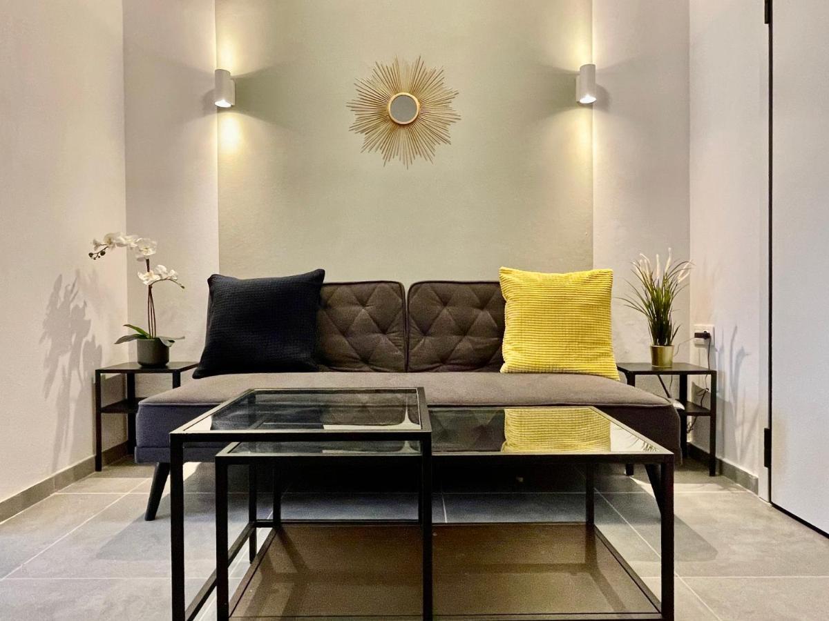 B&B Boutique Two Bedrooms Apartments Athens Luaran gambar